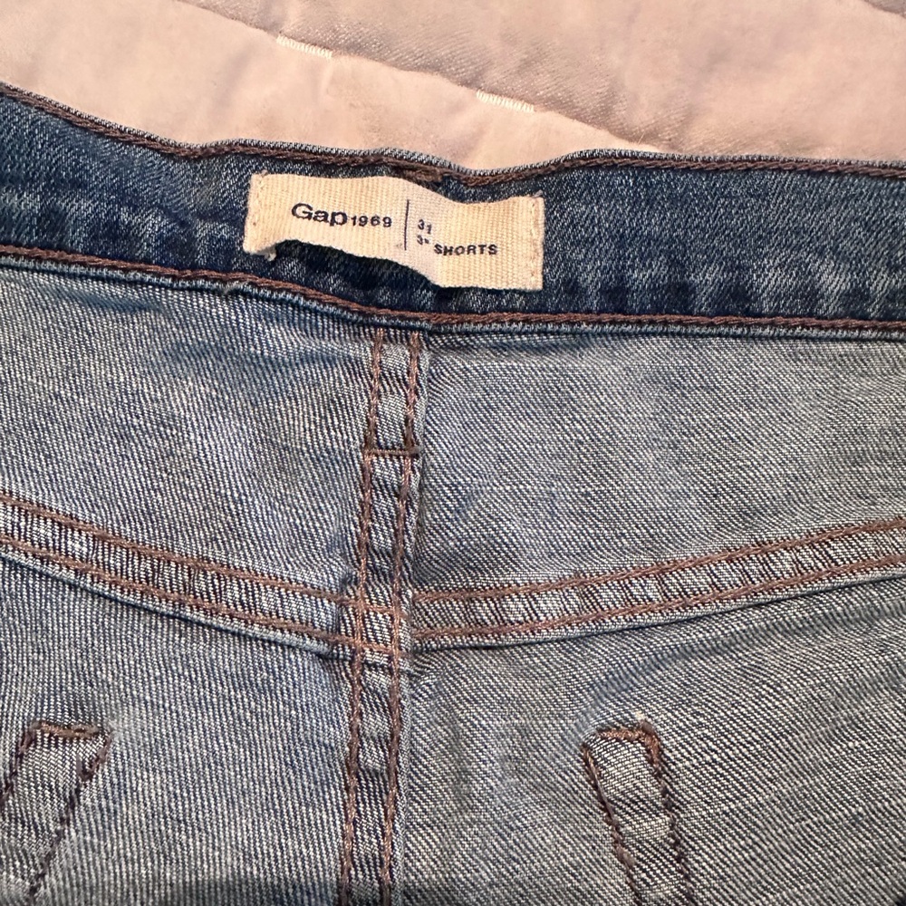 GAP 1969 Light Blue 3” Denim Shorts